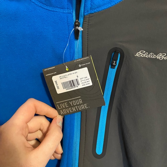Eddie Bauer Mr. Cloud 1/4 zip - Picture 2 of 4